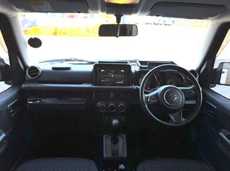 2022-Suzuki-Jimny-15-GLX-Auto_23