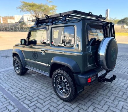 2022-Suzuki-Jimny-15-GLX-Auto_5