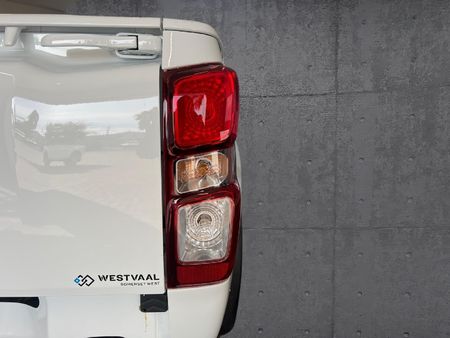 2026-Isuzu-D-Max-19-DDI-HR-Single-Cab_11