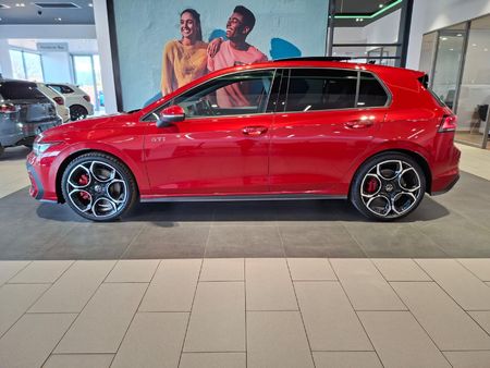2026-Volkswagen-Golf-8-GTI-20-TSI-DSG_1