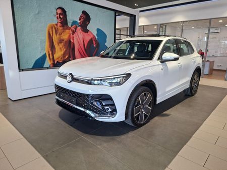2026-Volkswagen-Tiguan-20-TSI-R-Line-4Motion-Auto_0