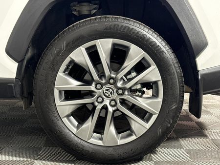 2024-Toyota-RAV4-20-VX-CVT_6