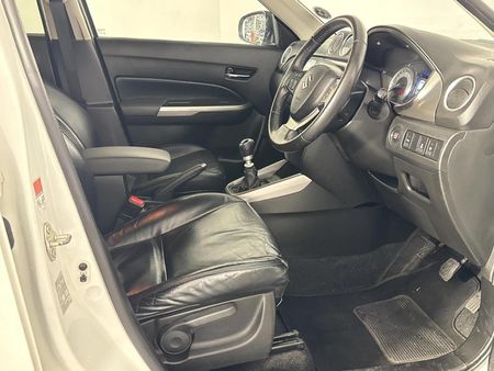 2021-Suzuki-Vitara-14T-GLX_10