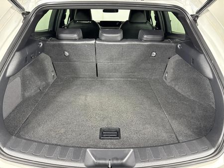 2020-Lexus-UX-250h-EX_13