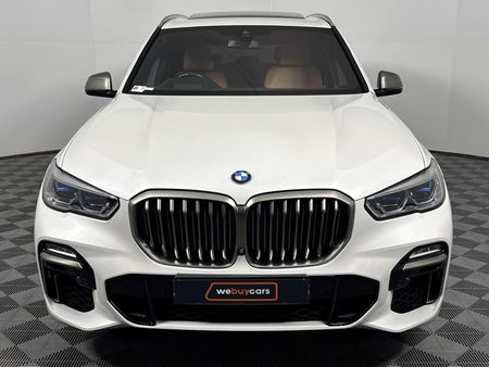 2020-BMW-X5-M50d_15