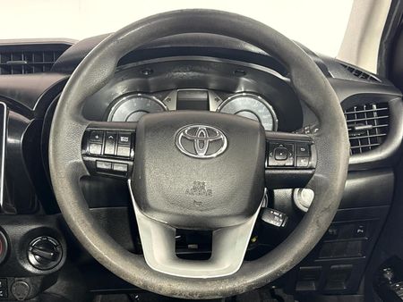 2021-Toyota-Hilux-24-GD-6-Raider-4x4-Double-Cab_12