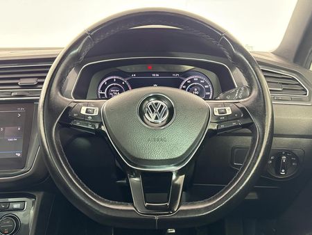 2019-Volkswagen-Tiguan-20-TDI-Highline-4Motion-Auto_12