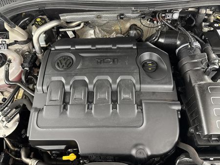 2019-Volkswagen-Tiguan-20-TDI-Highline-4Motion-Auto_13