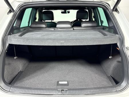 2019-Volkswagen-Tiguan-20-TDI-Highline-4Motion-Auto_14