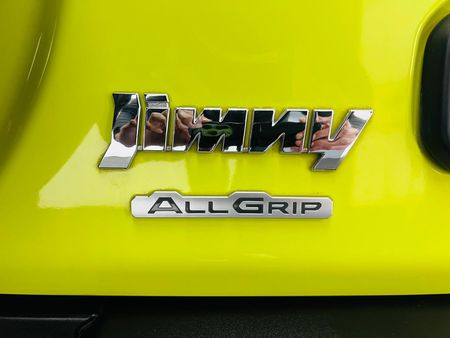 2021-Suzuki-Jimny-15-GLX-Auto_24