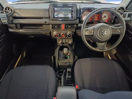 2025-Suzuki-Jimny-15-GLX-Auto_21