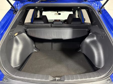 2023-Toyota-Corolla-Cross-18-XI_14