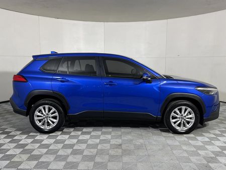2023-Toyota-Corolla-Cross-18-XI_17