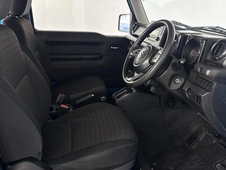 2022-Suzuki-Jimny-15-GL-Auto_9