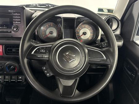 2022-Suzuki-Jimny-15-GL-Auto_12