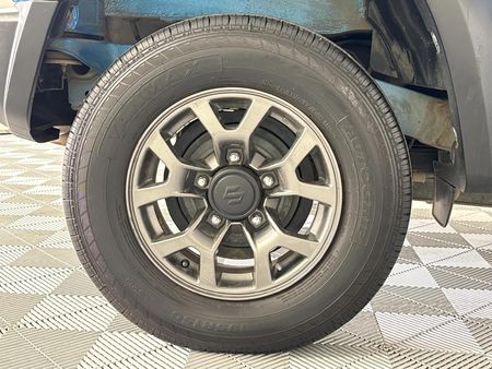 2022-Suzuki-Jimny-15-GL-Auto_18