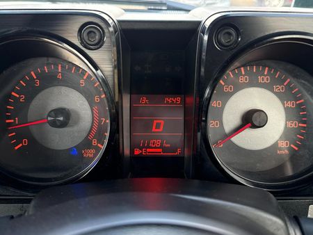 2022-Suzuki-Jimny-15-GL-Auto_2