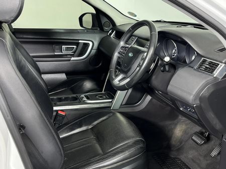 2016-Land-Rover-Discovery-Sport-22-SD4-SE_10