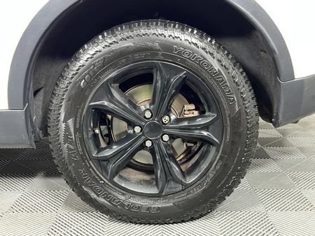 2016-Land-Rover-Discovery-Sport-22-SD4-SE_18
