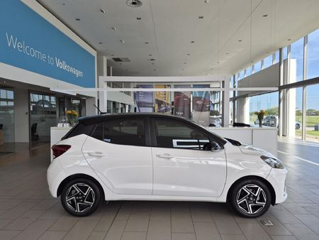 2024-Hyundai-Grand-i10-10-Fluid_1