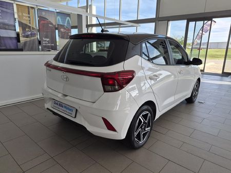 2024-Hyundai-Grand-i10-10-Fluid_3