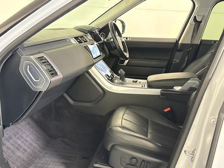 2019-Land-Rover-Range-Rover-Sport-30-D-HSE-190kW_8