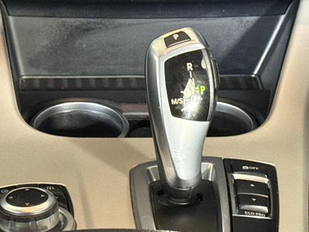 2012-BMW-X3-xDrive20d-Exclusive-Auto_10