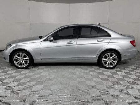 2013-Mercedes-Benz-C-Class-C-180-BE-Avantgarde-Auto_19