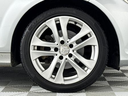 2013-Mercedes-Benz-C-Class-C-180-BE-Avantgarde-Auto_5