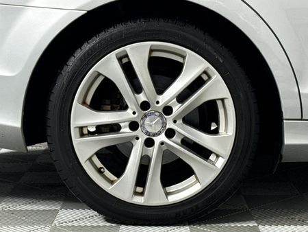 2013-Mercedes-Benz-C-Class-C-180-BE-Avantgarde-Auto_7