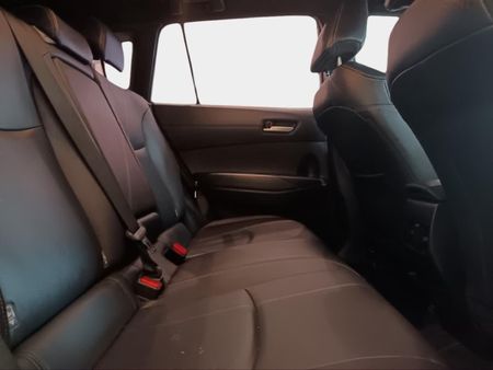2023-Toyota-Corolla-Cross-18-XS_9