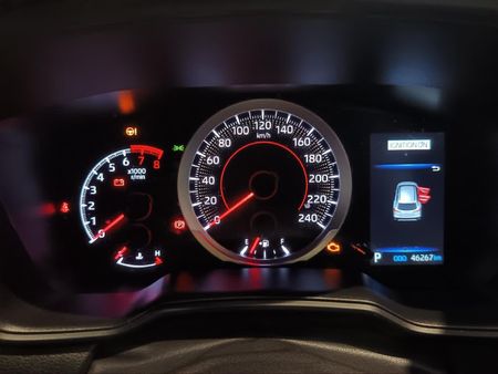 2023-Toyota-Corolla-Cross-18-XS_15