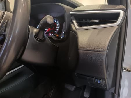 2023-Toyota-Corolla-Cross-18-XS_27