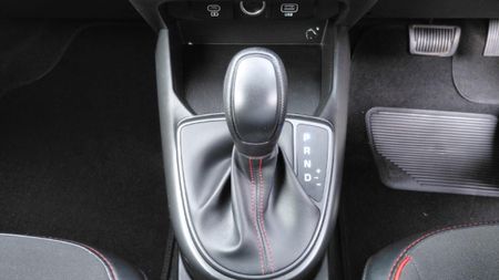 2024-Hyundai-Grand-i10-12-Motion-Auto_10