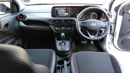 2024-Hyundai-Grand-i10-12-Motion-Auto_18