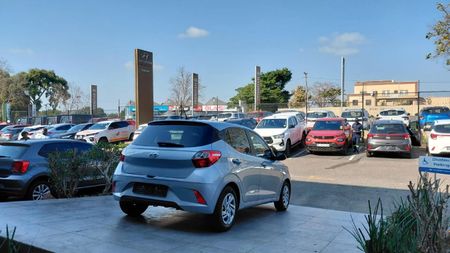 2021-Hyundai-Grand-i10-10-Motion_22