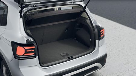 2026-Volkswagen-T-Cross-10-TSI-Life-Auto_5