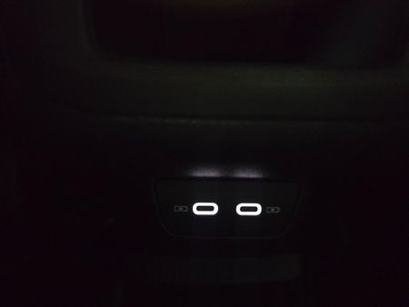 2025-Volkswagen-T-Cross-10-TSI-R-Line-Auto_8
