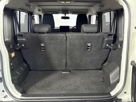 2025-Suzuki-Jimny-15-GLX-AllGrip-5-Door_15
