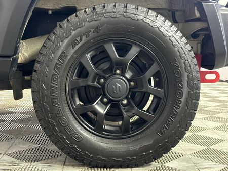 2025-Suzuki-Jimny-15-GLX-AllGrip-5-Door_18