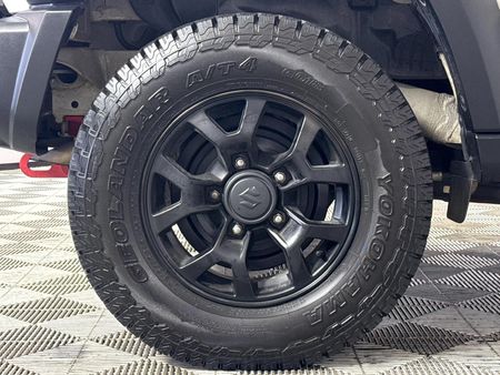2025-Suzuki-Jimny-15-GLX-AllGrip-5-Door_19