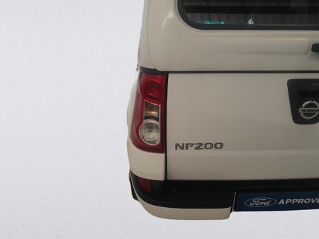 2024-Nissan-NP200-16-AC-Safety-Pack_13
