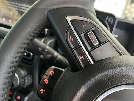 2026-Suzuki-Jimny-15-GLX-Auto_17