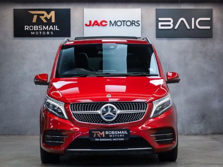 2022-Mercedes-Benz-V-Class-V-300d-Avantgarde-AMG-Line_1