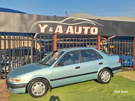 1999-Toyota-Corolla-180i-GLE-Auto_0