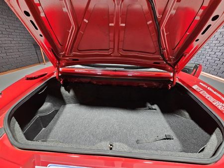 2004-Mazda-MX-5-18i_23
