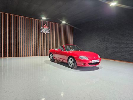 2004-Mazda-MX-5-18i_3