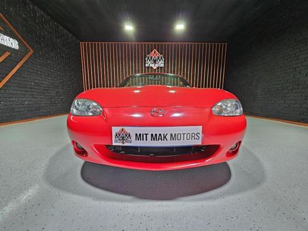 2004-Mazda-MX-5-18i_5