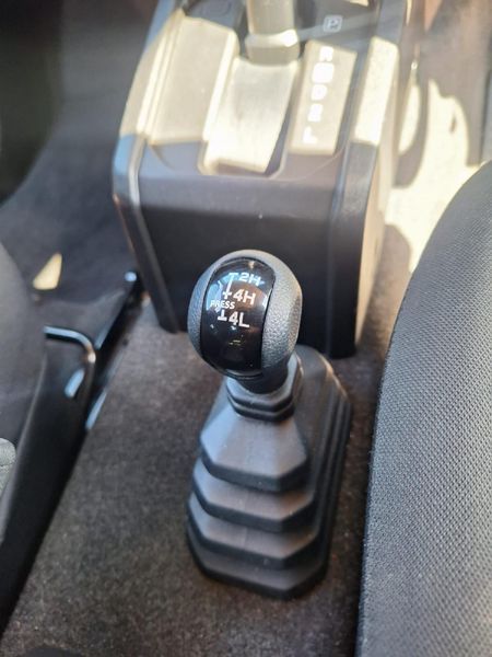 2021-Suzuki-Jimny-15-GLX-Auto_14