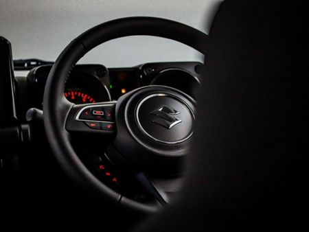 2026-Suzuki-Jimny-15-GLX_14